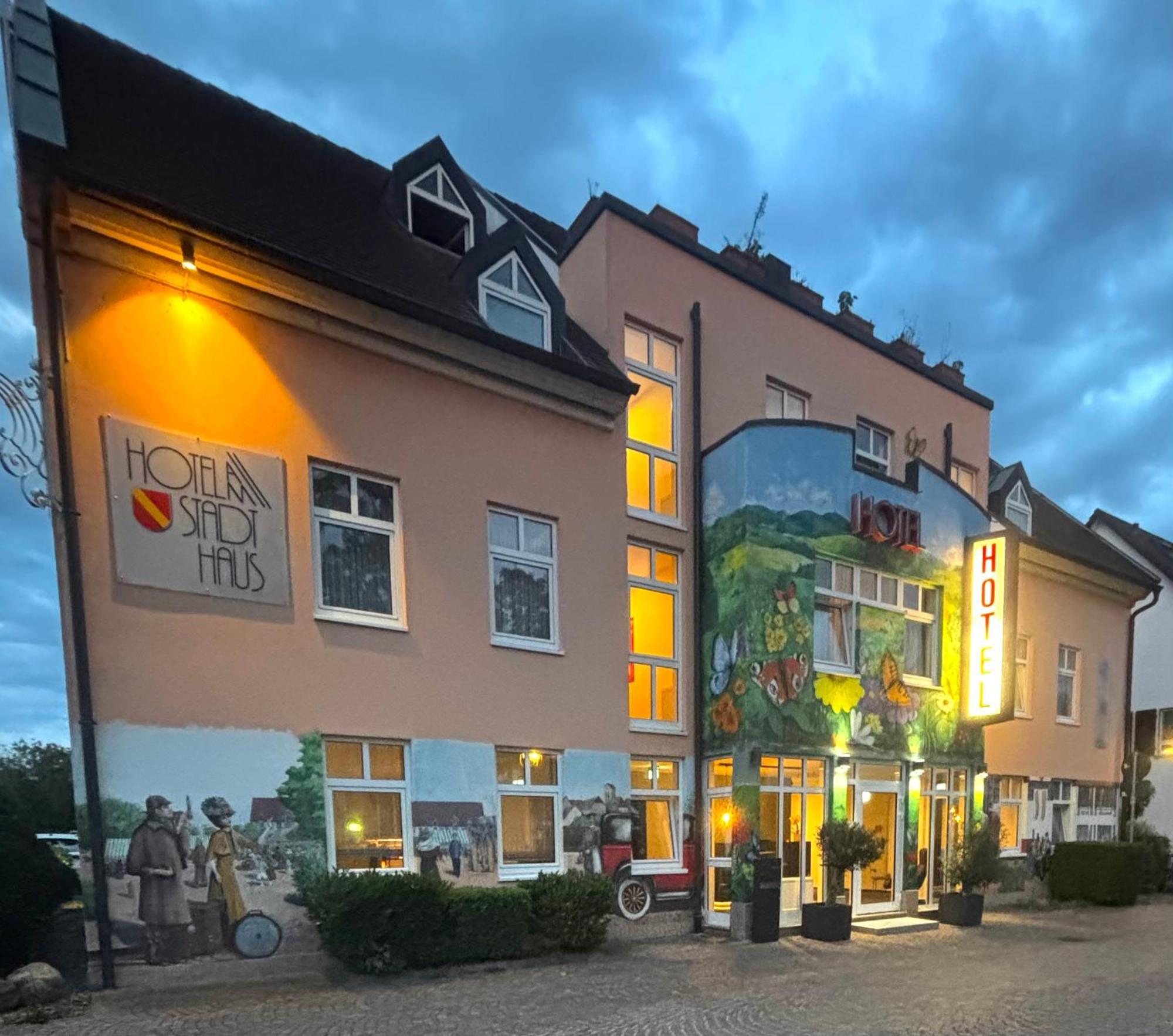 Am Stadthaus Hotel Neuenburg am Rhein